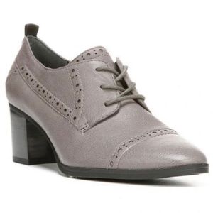 NWOB Franco Sarto grey leather ,heeled  oxfords Sz 8